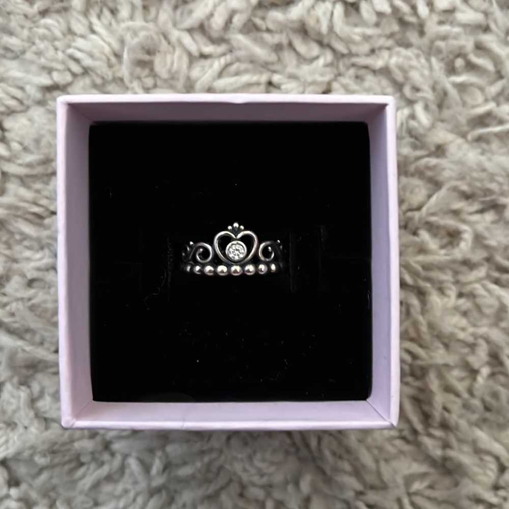 pandora princess ring